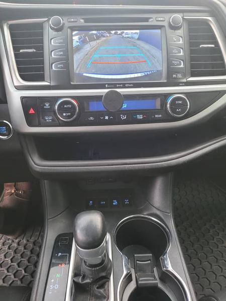 Toyota Highlander • 2017 • 59,000 km 2