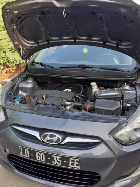 Hyundai Accent • 2013 • 73 km 2