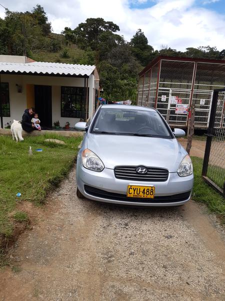 Hyundai Accent • 2008 • 148,000 km 5