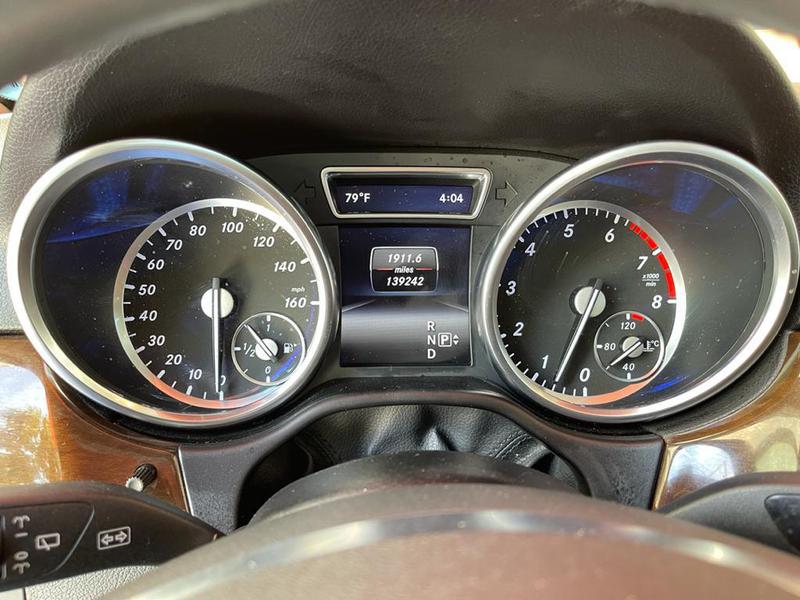 Mercedes-Benz ML350 • 2015 • 139,242 km 5