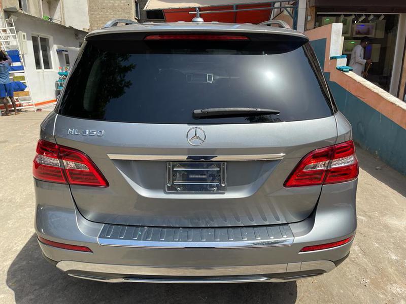 Mercedes-Benz ML350 • 2015 • 139,242 km 10