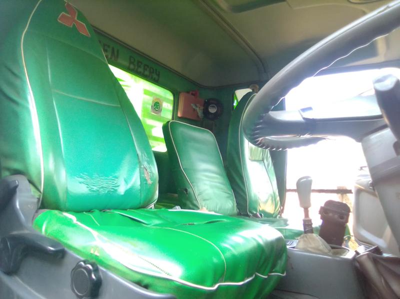 Mitsubishi 3000 GT • 2011 • 236,157 km 7