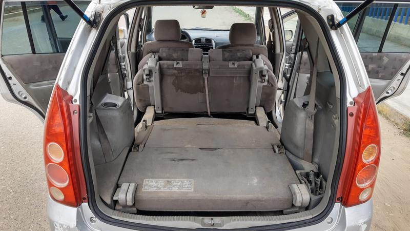 Mazda Premacy • 2004 • 261,000 km 5