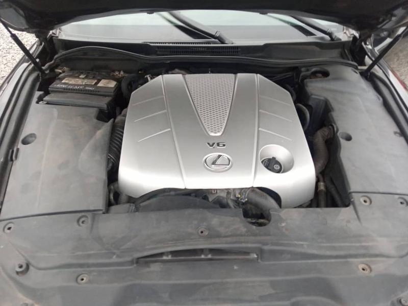 Lexus IS • 2007 • 98,109 km 6