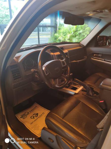 Jeep  • 2009 • 130,000 km 2