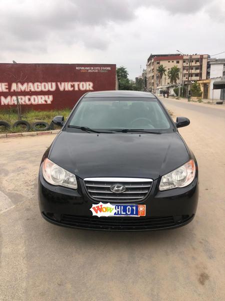Hyundai Elantra • 2010 • 230,000 km 3