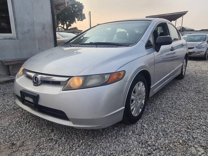 Honda Civic • 2007 • 171,039 km 4