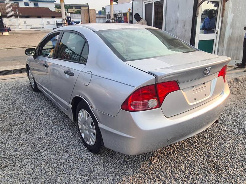 Honda Civic • 2007 • 171,039 km 1