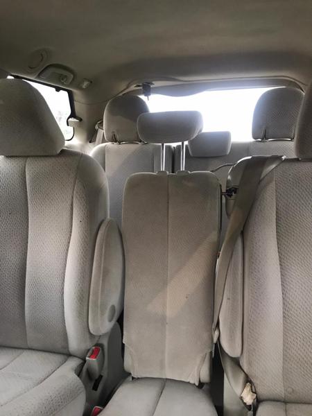 Toyota Sienna • 2012 • 197,266 km 3