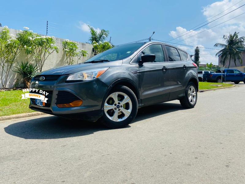 Ford Escape • 2015 • 117,000 km 1