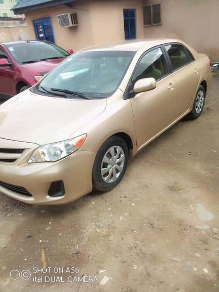 Toyota Corona • 2012 • 86,081 km 4