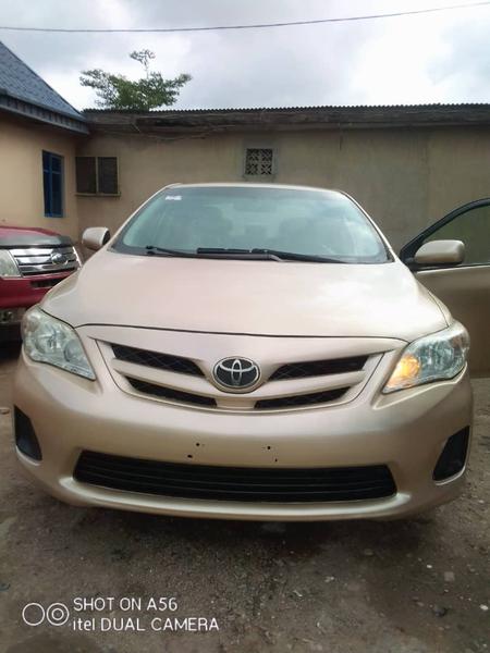 Toyota Corona • 2012 • 86,081 km 5