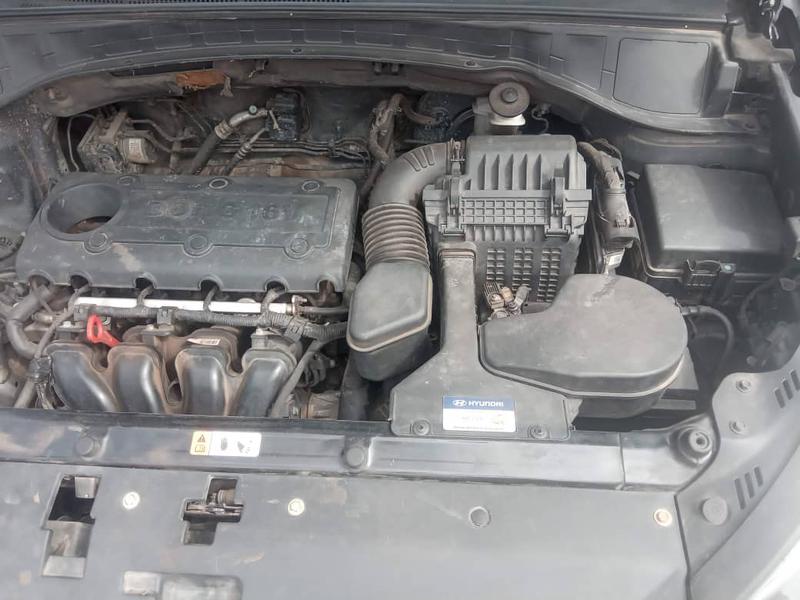 Hyundai Santa Fe • 2016 • 116,000 km 4