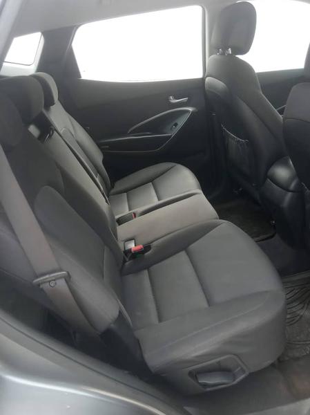 Hyundai Santa Fe • 2016 • 116,000 km 8