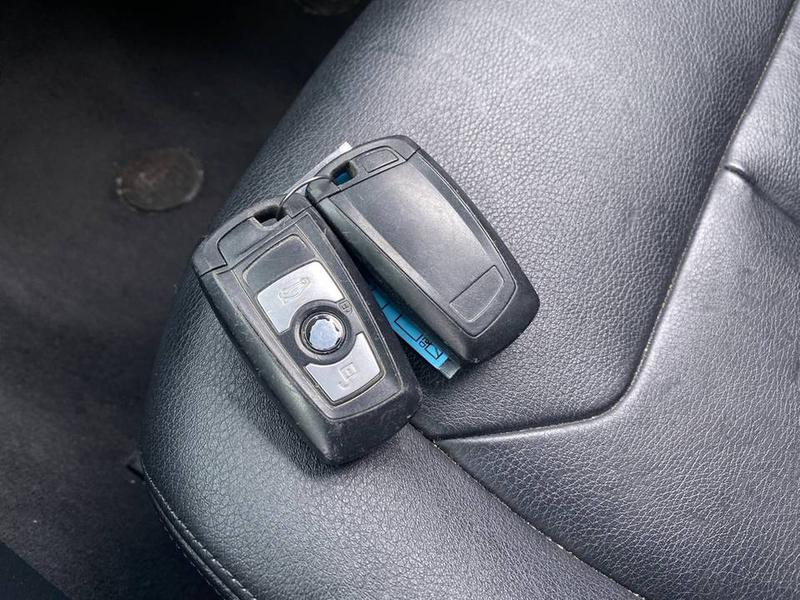 BMW Rad 3 • 2013 • 86,447 km 5