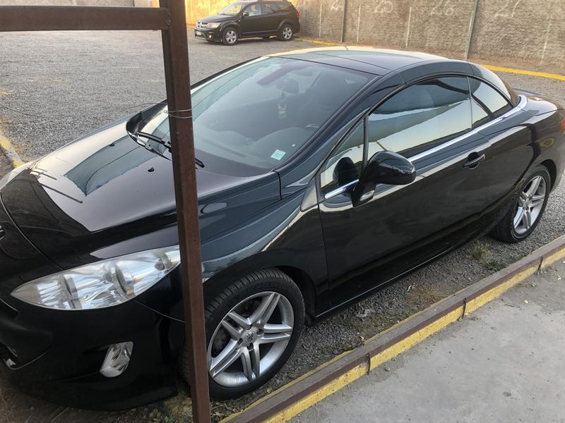 Peugeot 308 CC • 2011 • 76,000 km 4