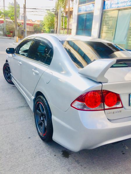 Honda Civic • 2007 • 76,000 km 5