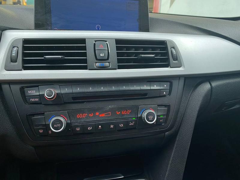 BMW Rad 3 • 2013 • 86,447 km 12