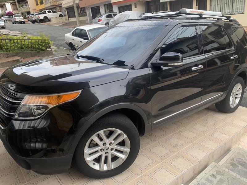 Ford Explorer • 2014 • 71,000 km 4