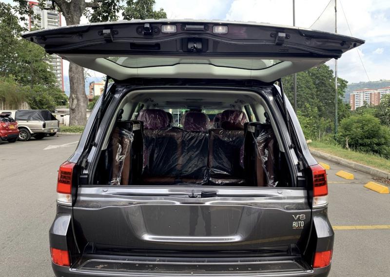 Toyota Land Cruiser • 2020 • 0 km 4