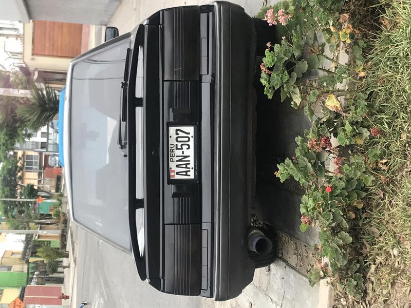 Nissan Bluebird arx • 1988 • 230,000 km 2