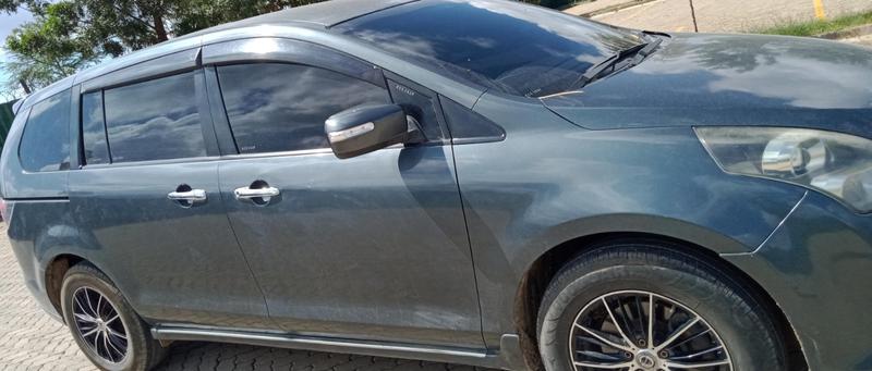 Mazda MPV • 2008 • 247,460 km 7