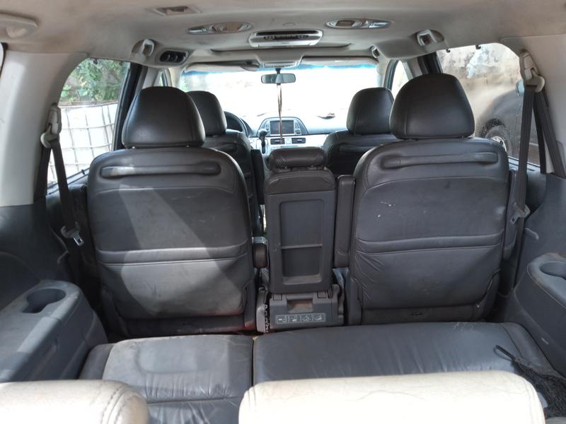 Honda Accord • 2005 • 204,224 km 5