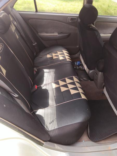 Toyota Corona • 2001 • 183,000 km 4