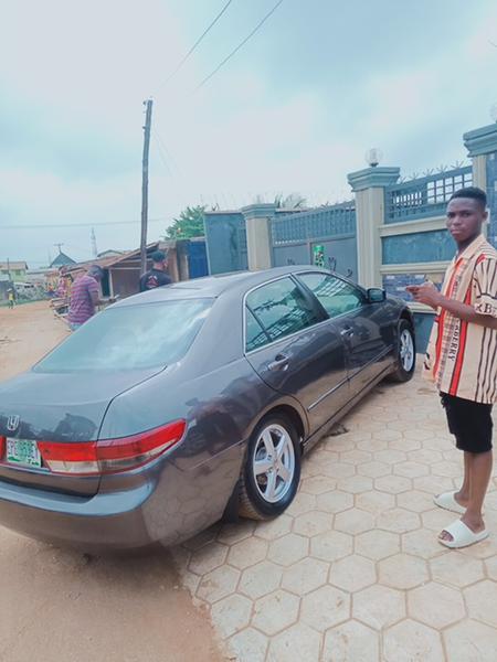 Honda Accord • 2004 • 155,211 km 5