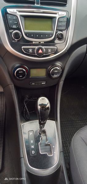 Hyundai Accent • 2012 • 133,000 km 2