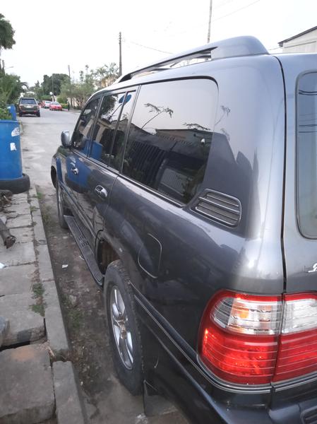 Lexus LX • 2002 • 143,659 km 7