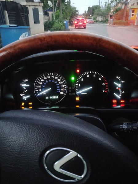 Lexus LX • 2002 • 143,659 km 8