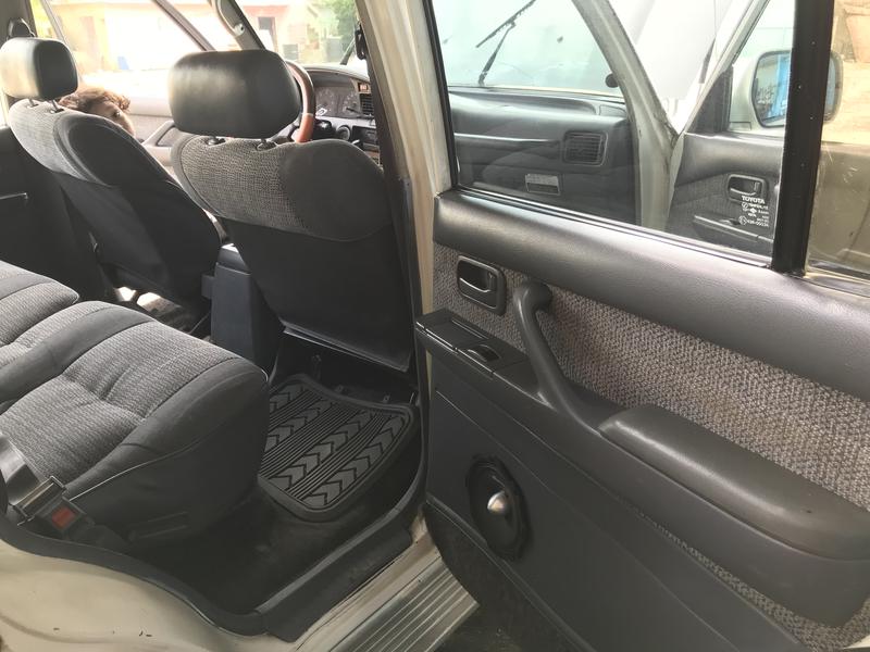 Toyota Land Cruiser • 1991 • 0 km 8