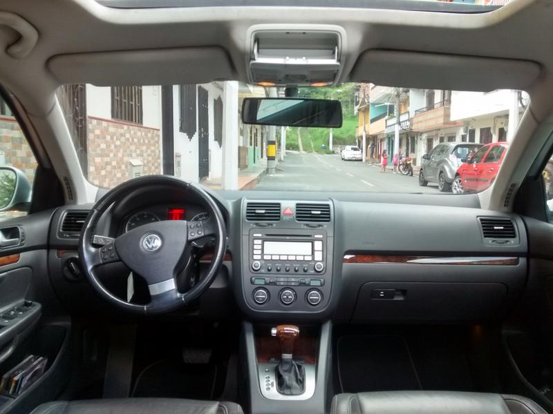 Volkswagen Bora • 2008 • 164,000 km 9