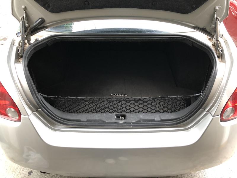 Nissan Maxima • 2004 • 124,000 km 5