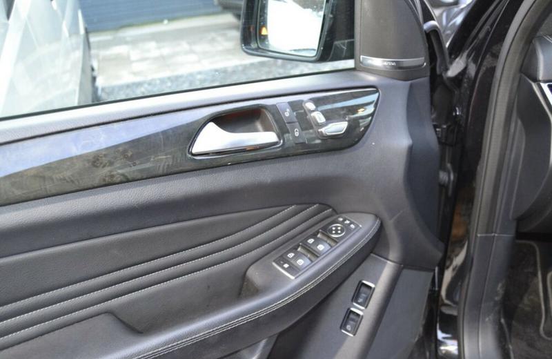 Mercedes-Benz GLE • 2016 • 1,014 km 17