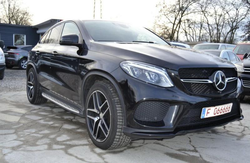 Mercedes-Benz GLE • 2016 • 1,014 km 7