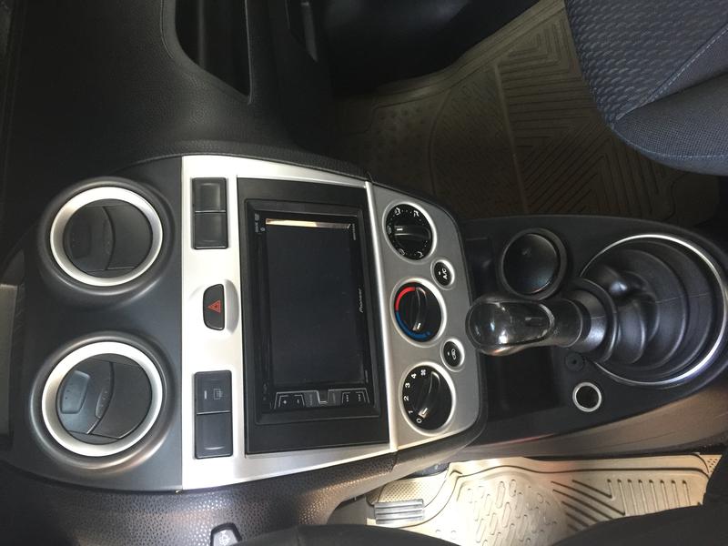 Ford Fiesta • 2013 • 153,000 km 7