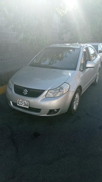 Suzuki SX4 • 2009 • 145,000 km 1