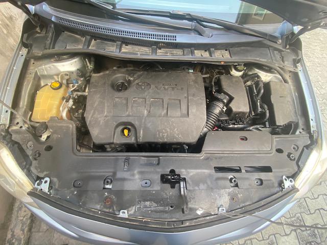 Toyota Corolla • 2011 • 120,000 km 4