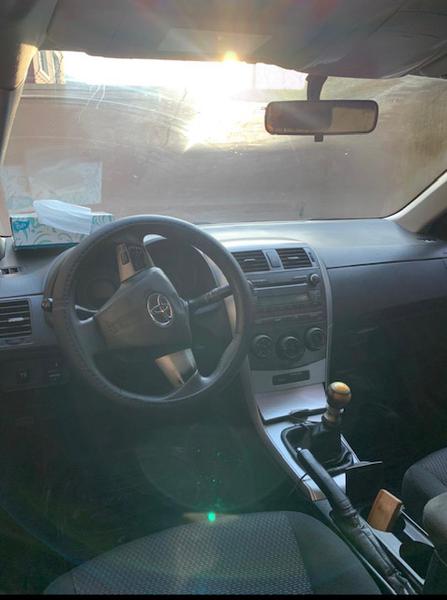 Toyota Corolla • 2011 • 120,000 km 2
