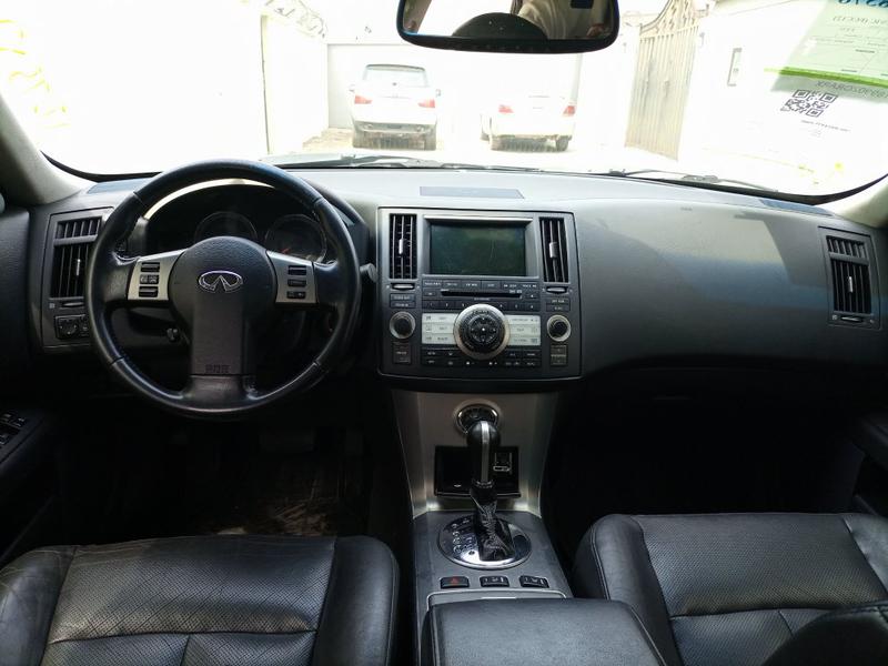 Infiniti FX • 2006 • 185,000 km 9