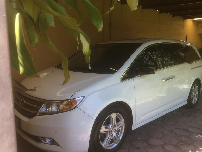 Honda Accord • 2012 • 105,000 km 1