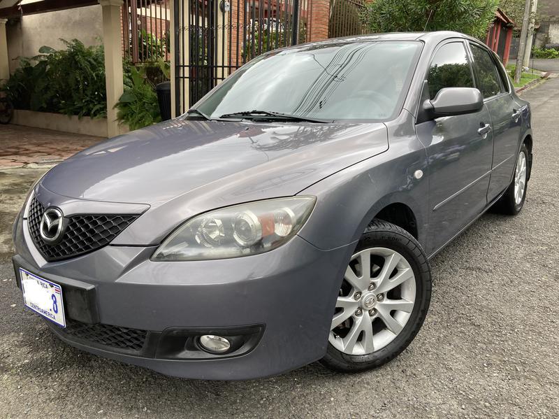 Mazda 3 • 2007 • 187,000 km 1