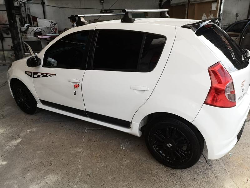 Renault Sandero • 2012 • 92,451 km 3