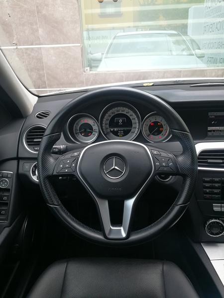 Mercedes-Benz C • 2012 • 77,000 km 5