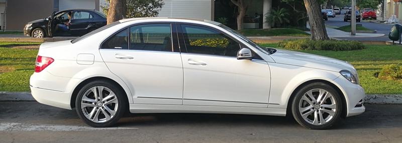 Mercedes-Benz C • 2012 • 77,000 km 4