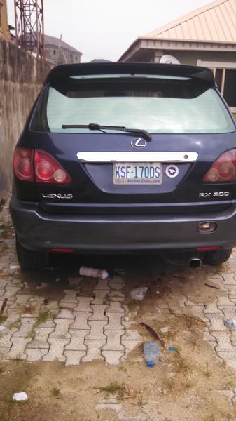 Lexus RX 300 • 1999 • 74,100 km 2