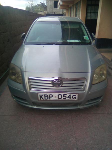 Toyota 4 Runner Limited • 2004 • 175,862 km 4