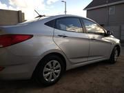 Hyundai Accent • 2015 • 82,000 km 3